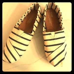 TOMS White Navy Riviera Stripe Classic Venice